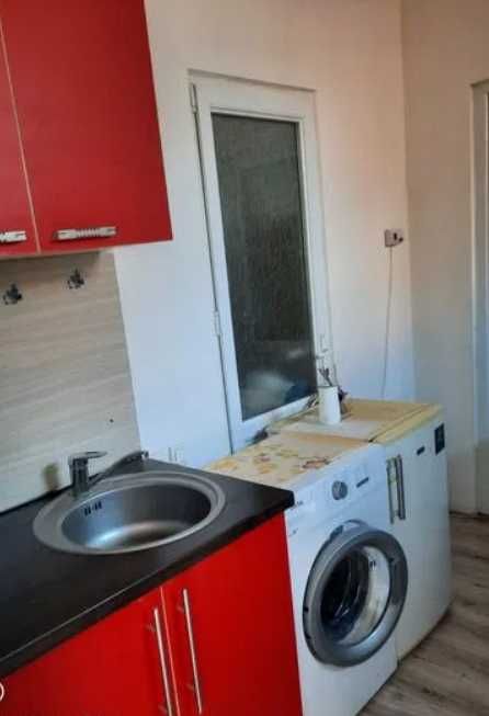 Дава се под наем Едностаен апартамент в Пловдив, Център - 45 кв.м за 178.5 € - Снимка #1