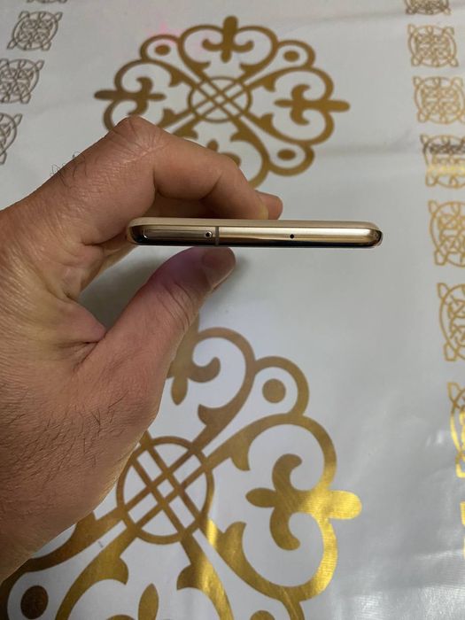 Samsung S 10 5G  256 память