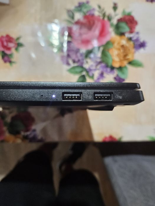 Asus Vivobook S14 1TB Stocare 16GB Ram
