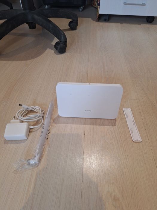 Vând Ruter Huawei