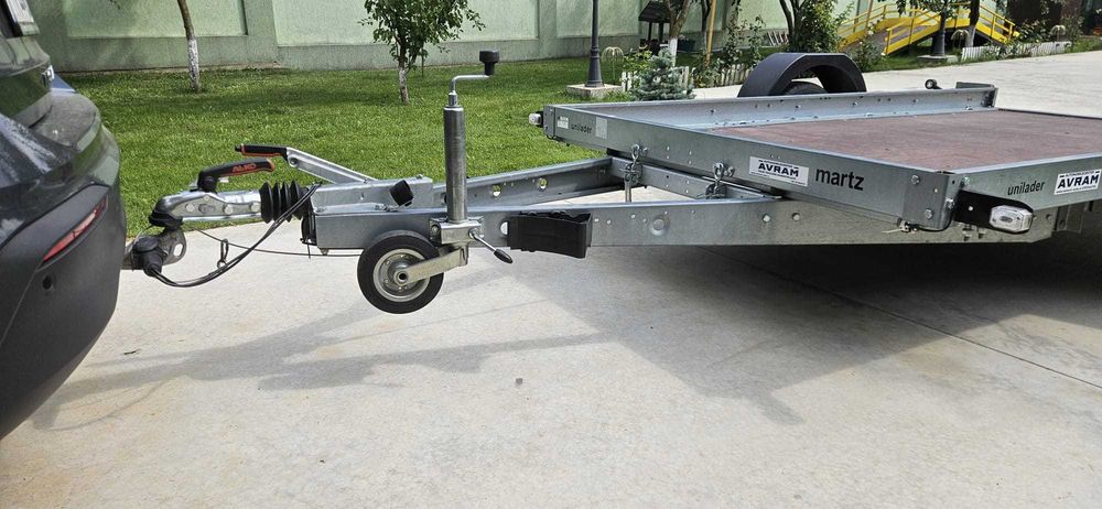 Remorcă MARTZ 750 kg cu Benă basculabilă si sistem de franare.