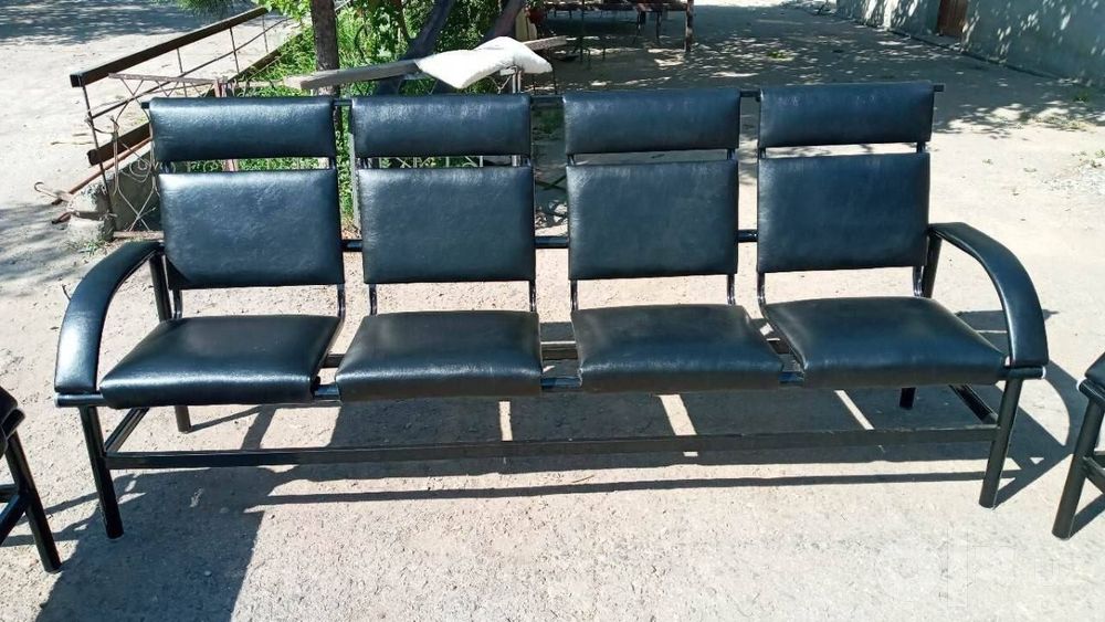 Kreslo Ojidanya zakazga