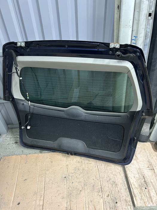 Крышка багажника Subaru Outback