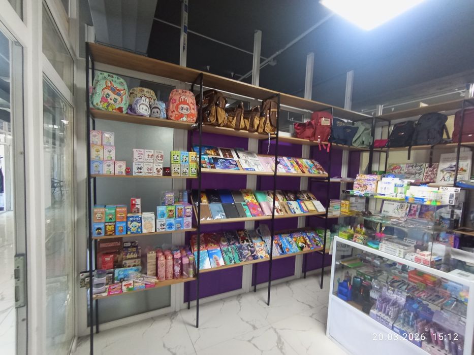 Прода стеллажи для торговых точек