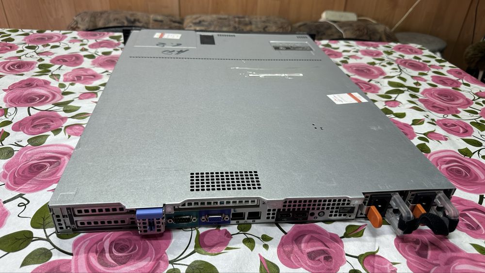 Сервер Dell PowerEdge R320 | Xeon E5-2407 | 8 ГБ ECC |