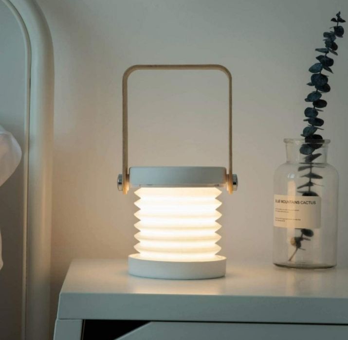 Преносима и Сгъваема LED Лампа