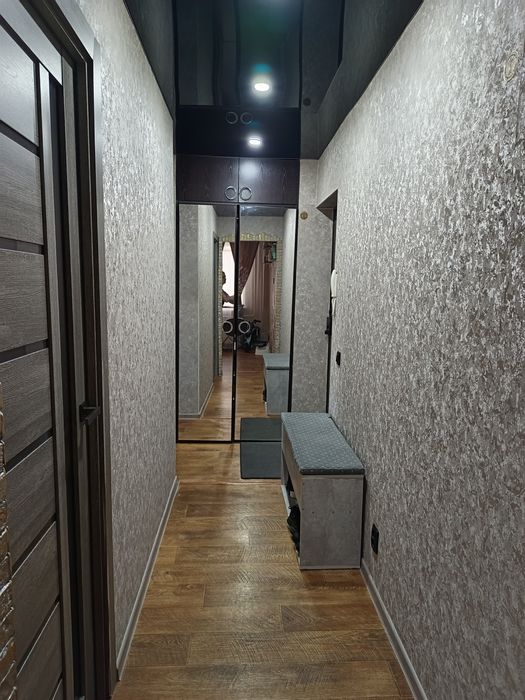 Продам двух комнатную квартиру