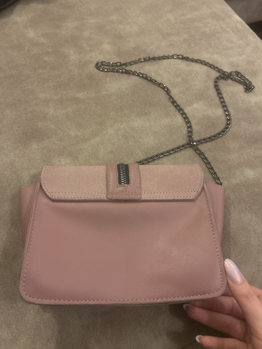 Elegant dusty pink crossbody bag / chain strap / like new