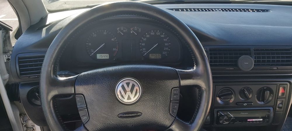 Продавам Vw passat b5