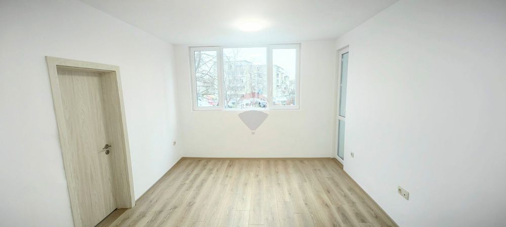 Апартамент с две спални, Базар Левски, ЙГ