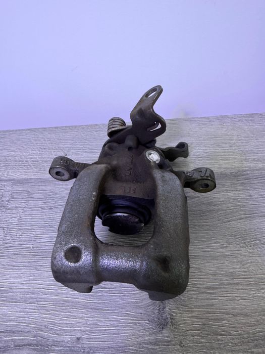 Etrier stanga spate - Golf 6,5, octavia, leon