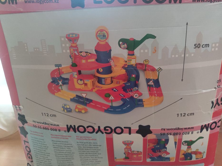 Детский паркинг для машинок