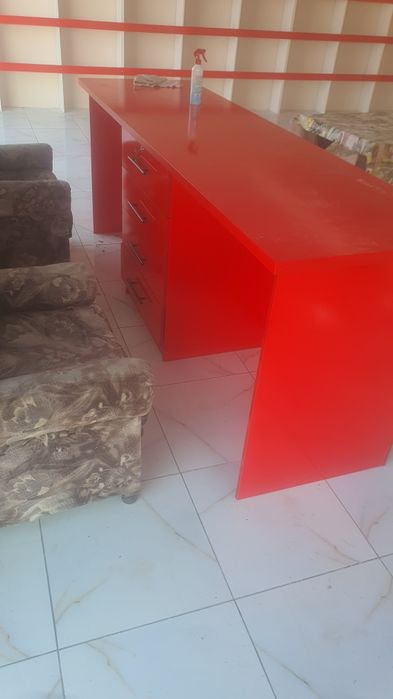 Полка сотилади магазин учун йанги хали 1 ой ишлатилган