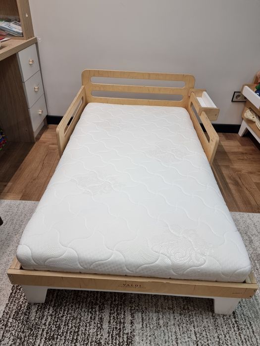 Продам 2 шт детские кровати