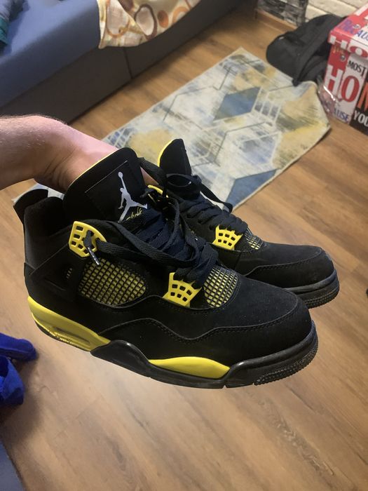 Jordan 4.