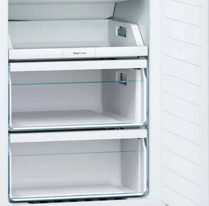 Холодильник Bosch белый