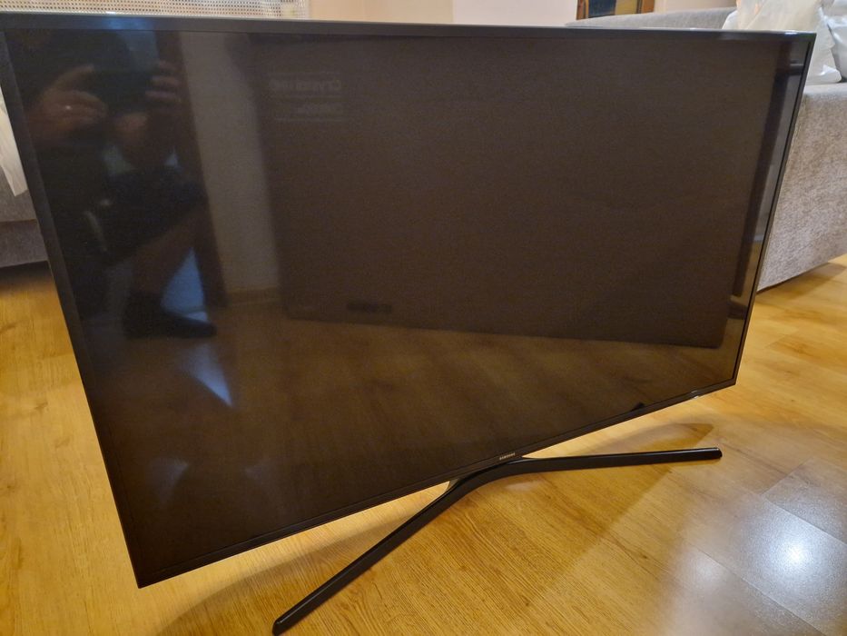 Смарт телевизор Samsung UE50KU6072U