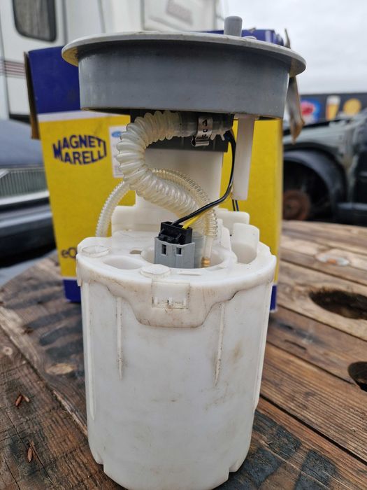 Датчик ниво гориво,горивоподаващ модул за Голф 1.9 тди