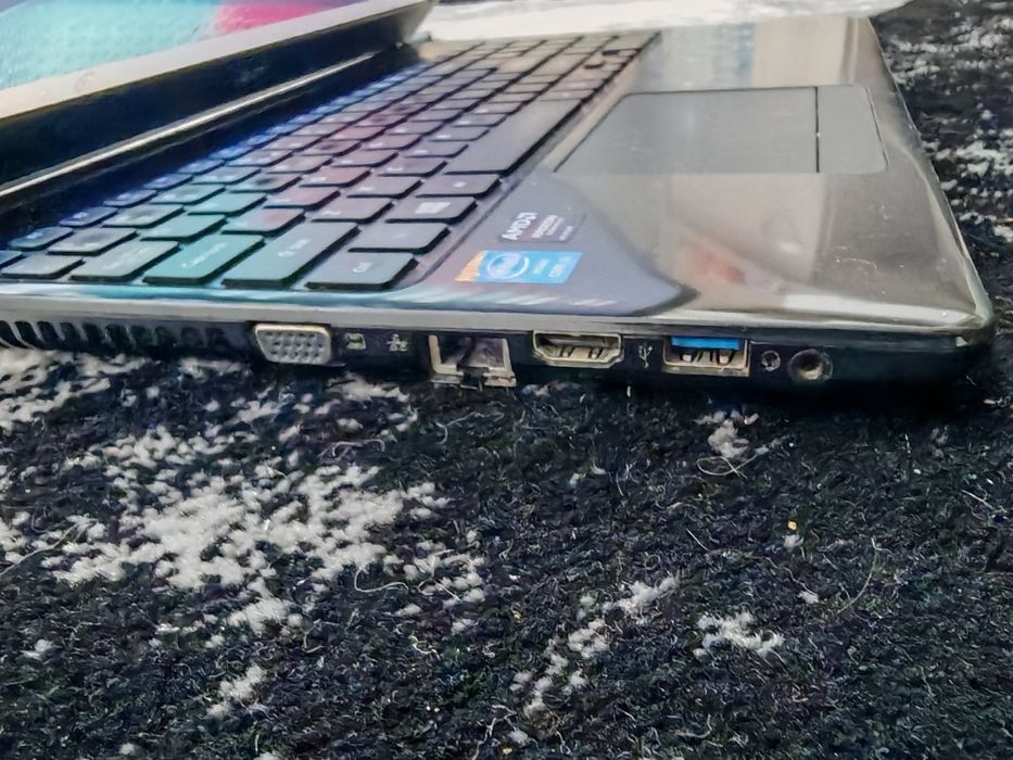 Laptop Acer Aspire i5