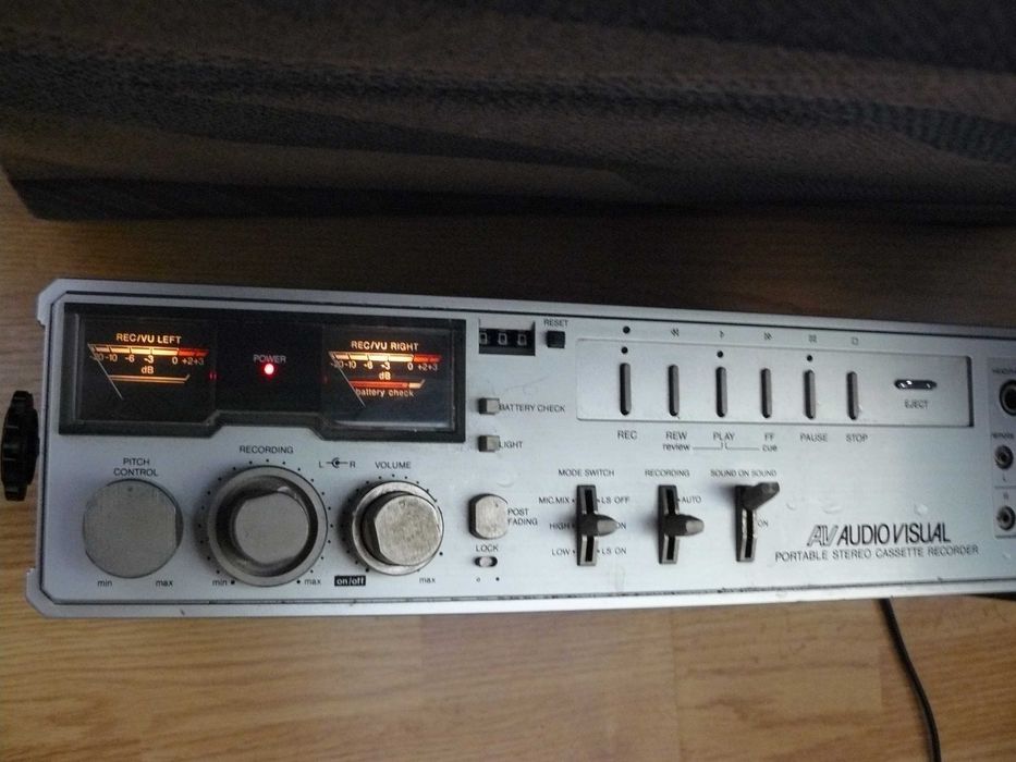 Stereo casetofon Philips d6920 (akai sony