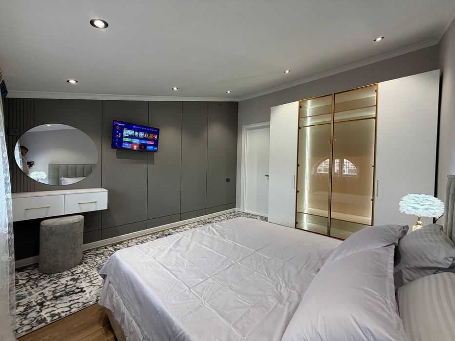 Продается 3-комнатная квартира (мансарда) с ремонтом