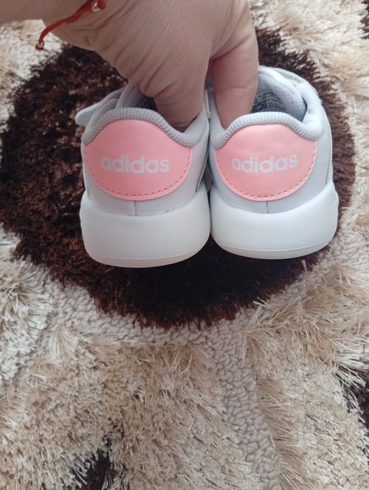Adidași Adidas mărimea 21