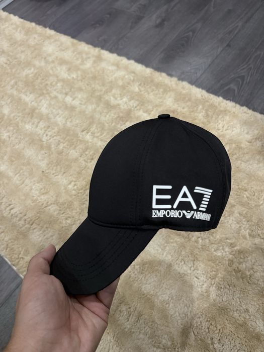 Шапка EA7 2 броя