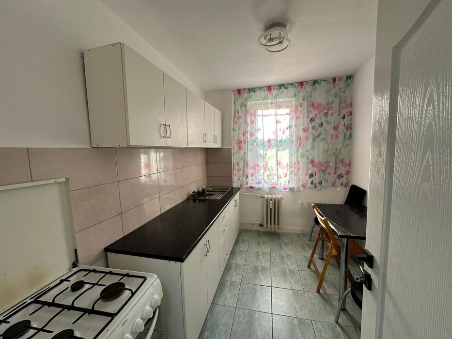 Închiriez apartament 2 camere aer condiționat centrala termica