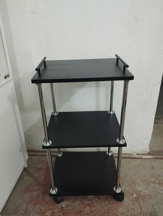 Этажерка ,  подставка , тумбочка на роликах для салона и косметолога