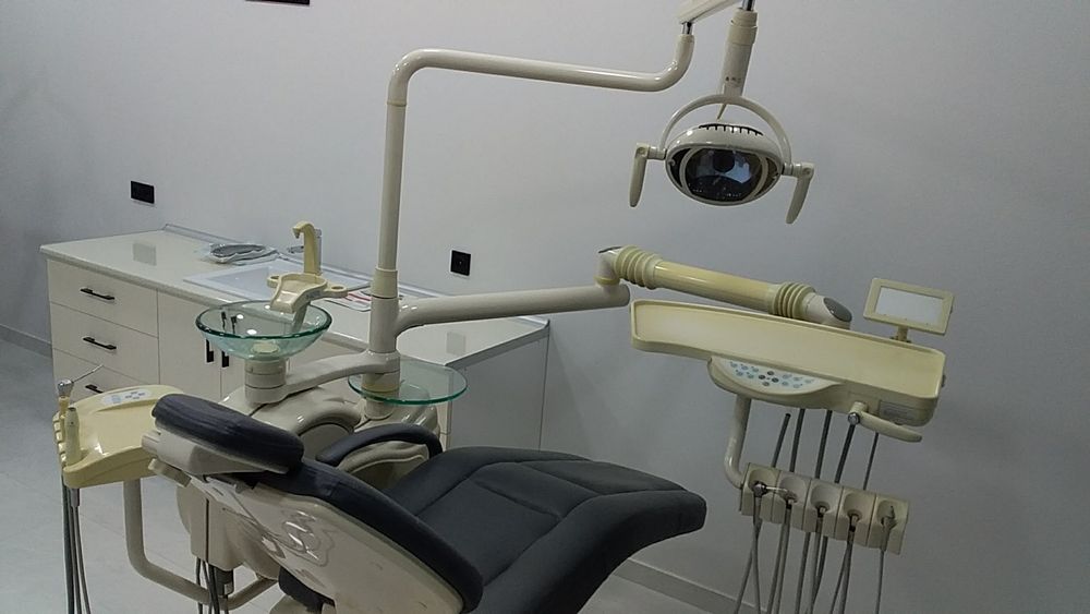 Стоматологическое кресло