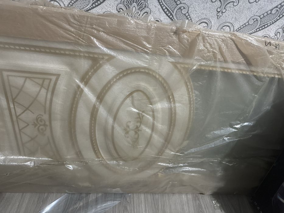 Продам  межкомнатные двери новые