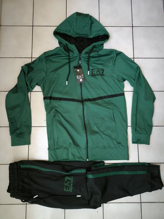 Екипи от полиамид САМО РАЗМЕРИ S и М