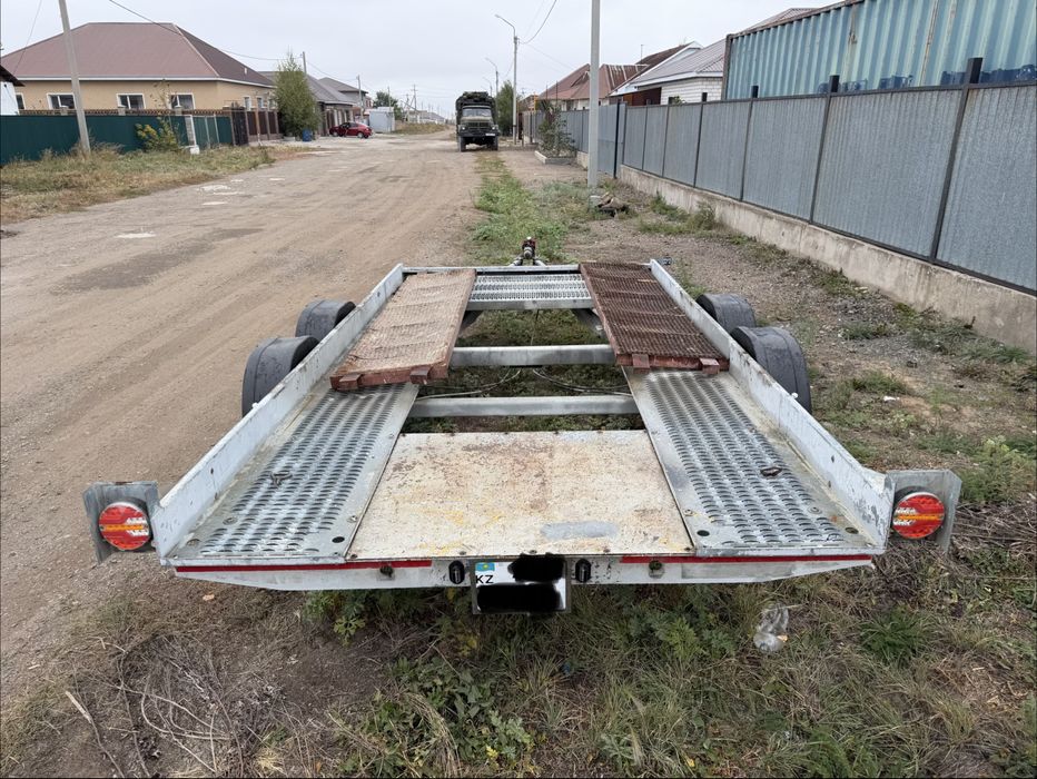 Продам автовоз лафет