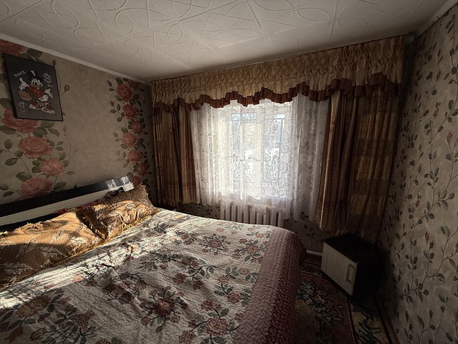 Дом с мебелью и коврами