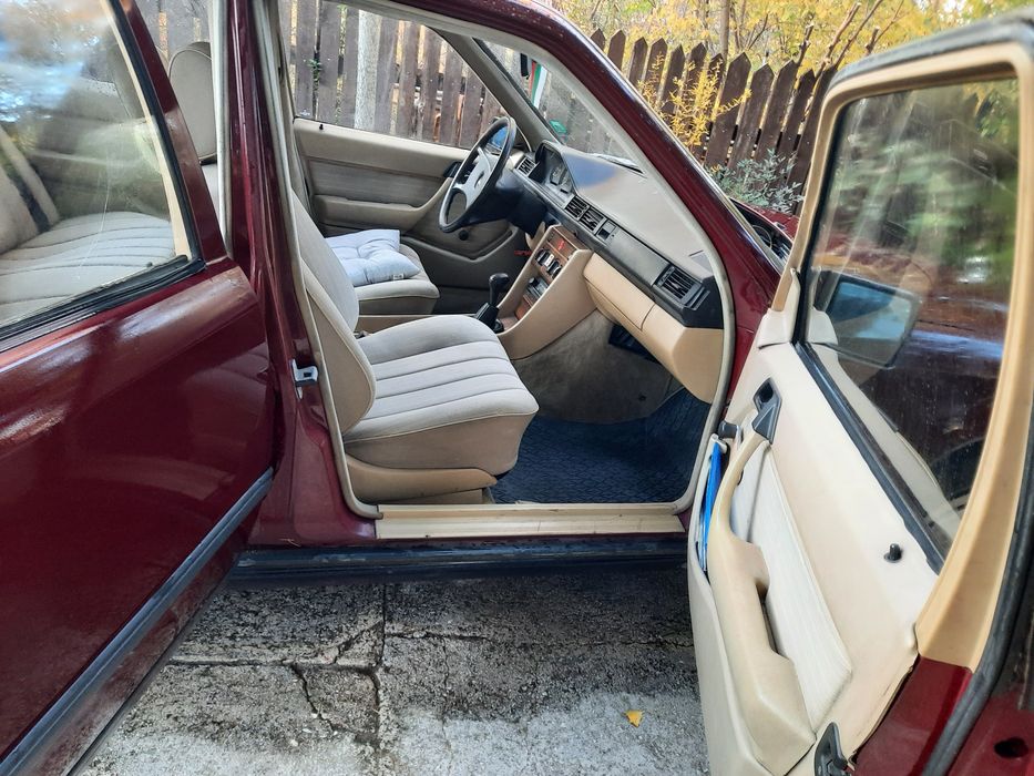 Mercedes 200d ,124 1986 g.