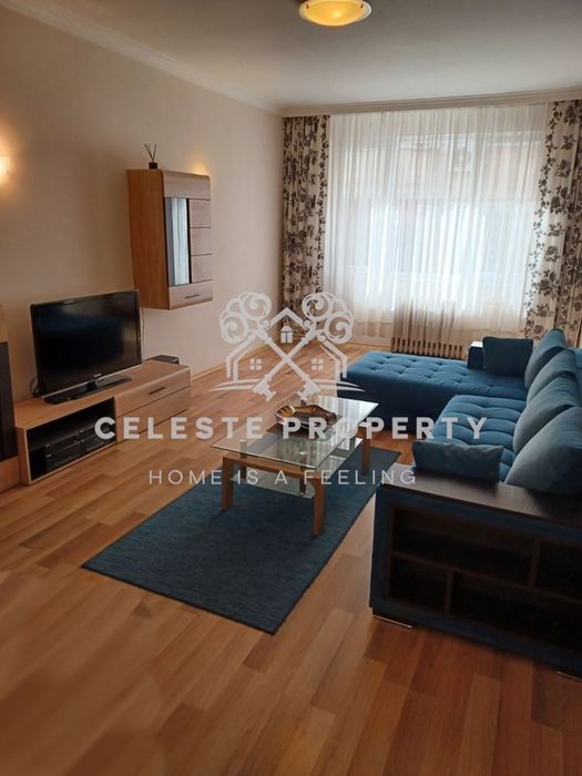 Дава се под наем Тристаен апартамент в София, Център - 65 кв.м за 818 € - Снимка #1