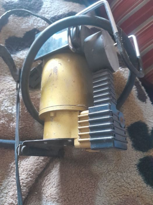 Компрессорный насос