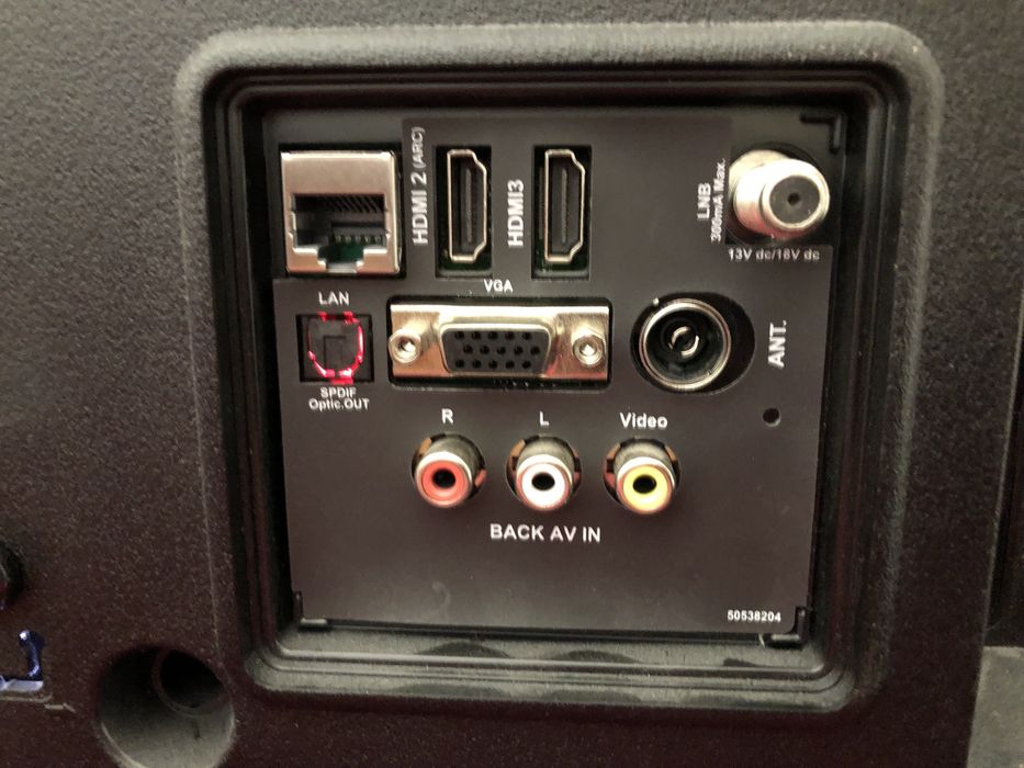 Телевизор Telefunken 50” (повредена матрица)