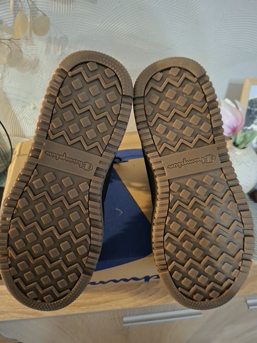 Зимни боти Champion