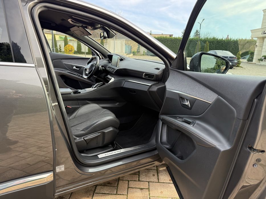 /// Peugeot 3008 GT LINE 2.0Dci 180 C.P An 2019///