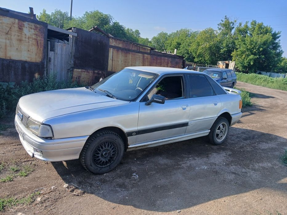 Ауди б3 ,моник,на октивном ходу