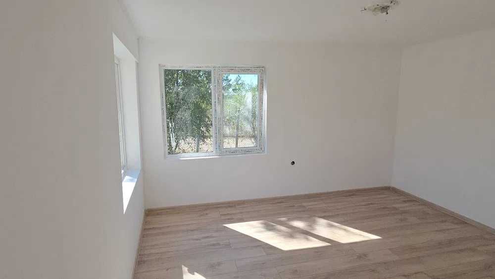 Продава се Къща в с. Червенци, Област Варна - 120 кв.м за 319 €/кв.м - Снимка #10