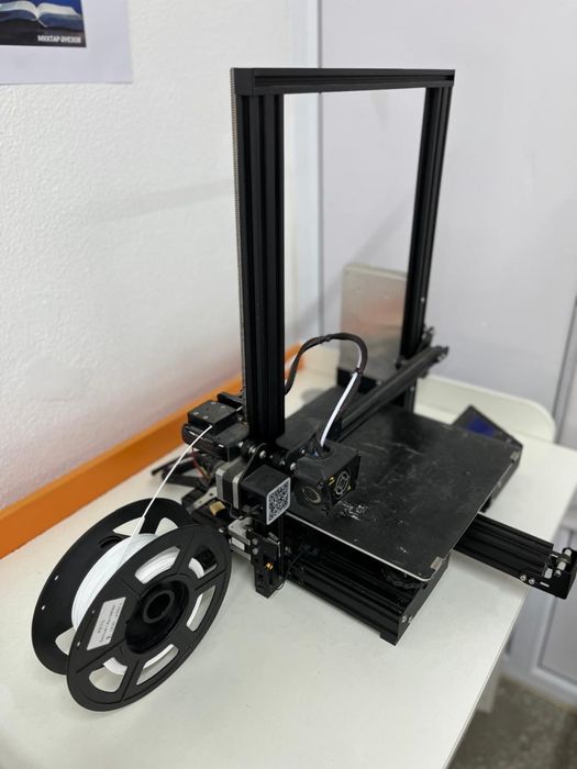 Продам 3D-принтер Creality Ender-3 Max