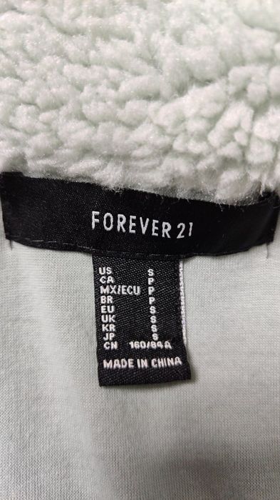 Короткая куртка, толстовка, шуба