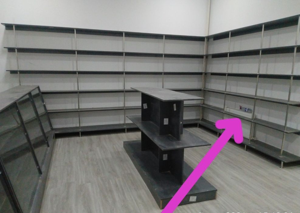 Magazin uchun vitrina polka stelaj