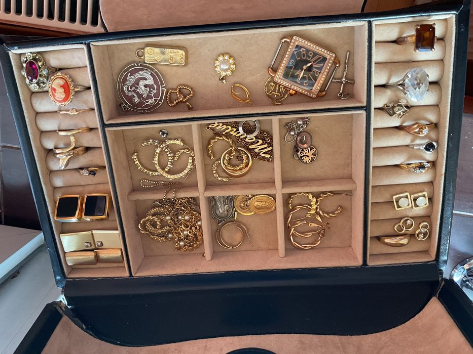 Bijuteri placate cu aur