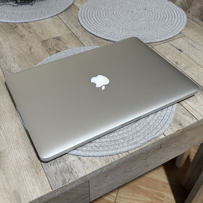 MacBook Pro (Retina 15’ Mid 2015)