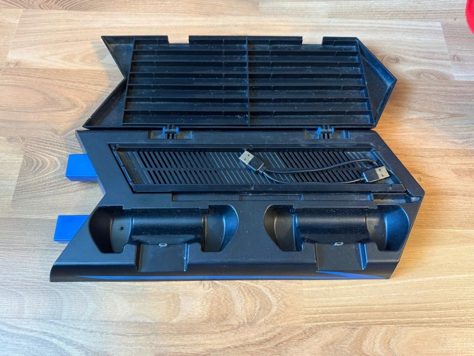 Вертикална стойка за охлаждане на PS4 Playstation 4