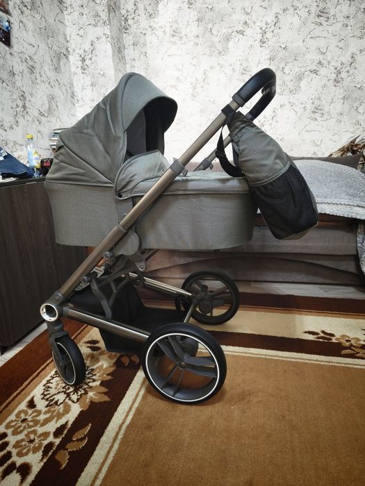 Продам коляску 2в1 Teknum