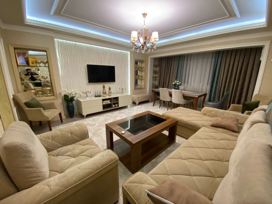 Метро Хамза, Новза 4/5/9. Срочно продается квартира